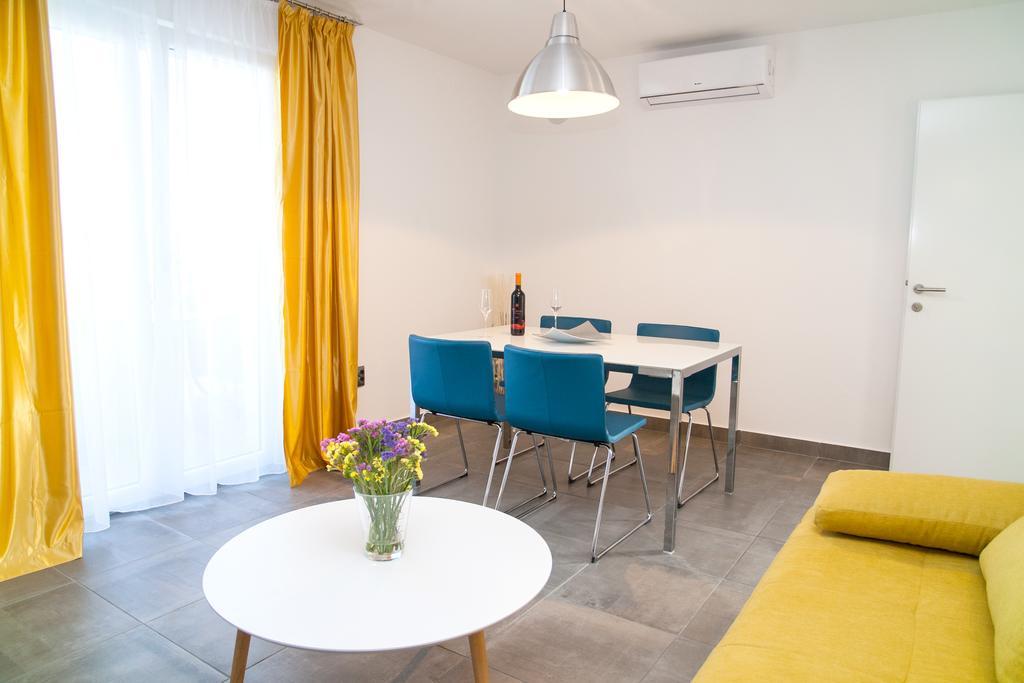 Apartment Ema Rogoznica  Ngoại thất bức ảnh