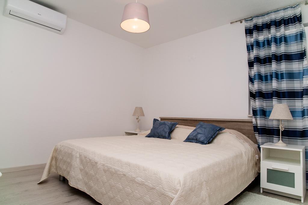 Apartment Ema Rogoznica  Ngoại thất bức ảnh